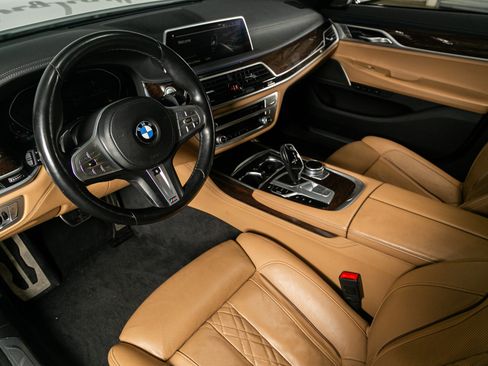Used 2020 BMW 740i w/ Luxury Rear Seating Package image 2