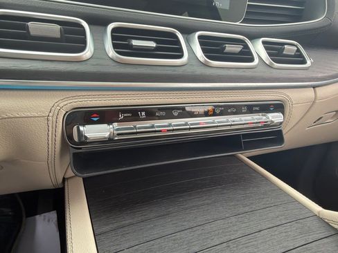 Used 2020 Mercedes-Benz GLE 580 4MATIC image 22