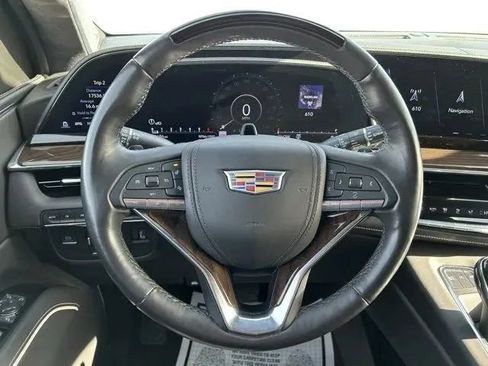 Used 2024 Cadillac Escalade Premium Luxury Platinum image 25