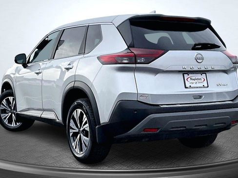 Used 2023 Nissan Rogue SV image 14