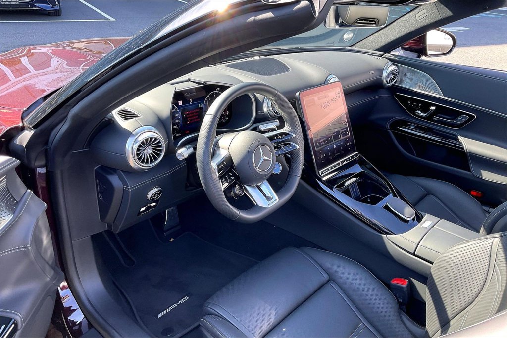 Certified 2025 Mercedes-Benz SL 55 AMG 4MATIC image 11