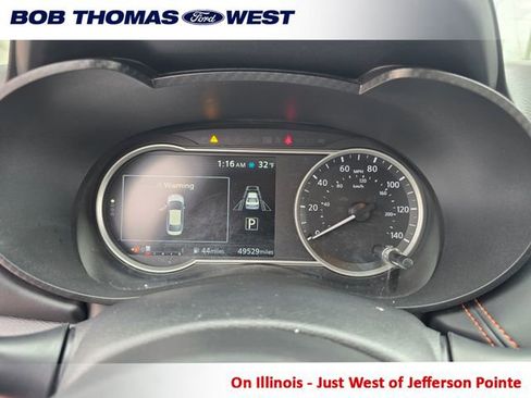 Used 2021 Nissan Versa SR w/ Convenience Package image 24