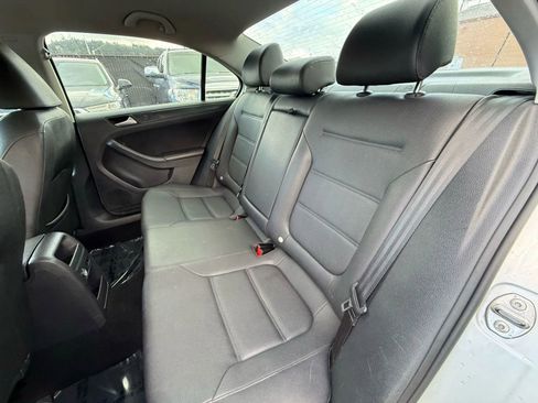 Used 2012 Volkswagen Jetta SE image 21