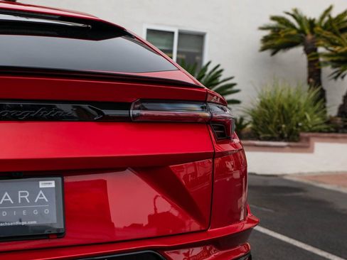 Used 2024 Lamborghini Urus S image 45