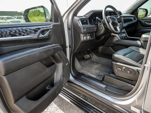 Used 2023 GMC Yukon Denali AWD/4WD image 61