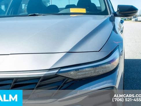 Certified 2025 Hyundai Elantra Sport image 14