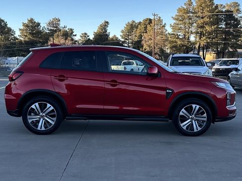 Used 2024 Mitsubishi Outlander Sport AWD image 2