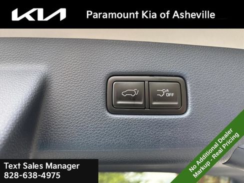 New 2026 Kia Carnival EX FWD image 28