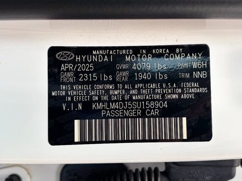 Used 2025 Hyundai Elantra SEL FWD image 30