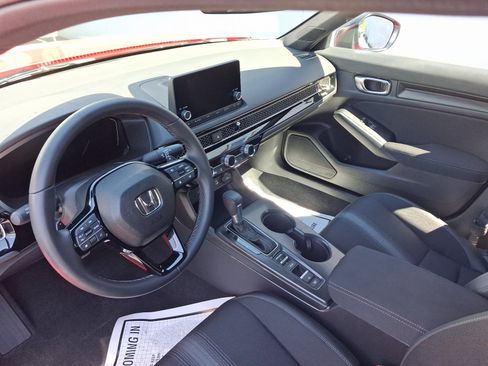 Used 2026 Honda Civic Sport image 4
