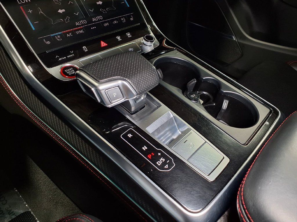 Used 2024 Audi RS Q8 AWD/4WD image 6