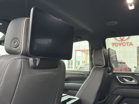 Used 2024 Chevrolet Tahoe Premier image 17