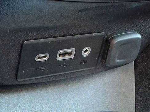 Used 2023 Chevrolet Malibu LT image 25