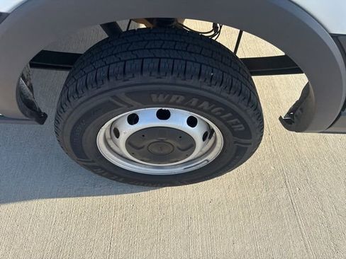 Used 2020 Ford Transit 350 XL RWD image 12