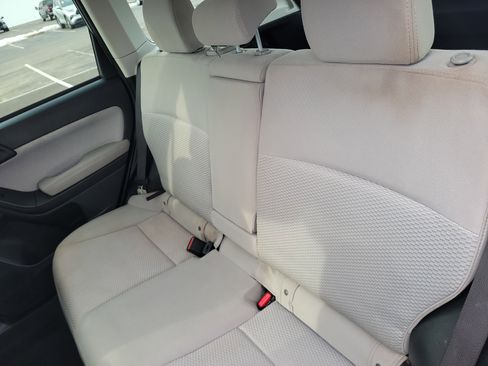 Used 2018 Subaru Forester 2.5i Premium w/ All-Weather Package image 11