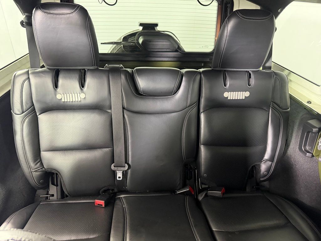 Used 2022 Jeep Wrangler Unlimited Sport AWD/4WD image 18
