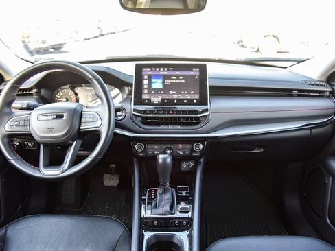 Used 2022 Jeep Compass Trailhawk w/ Trailhawk Convenience Group image 17