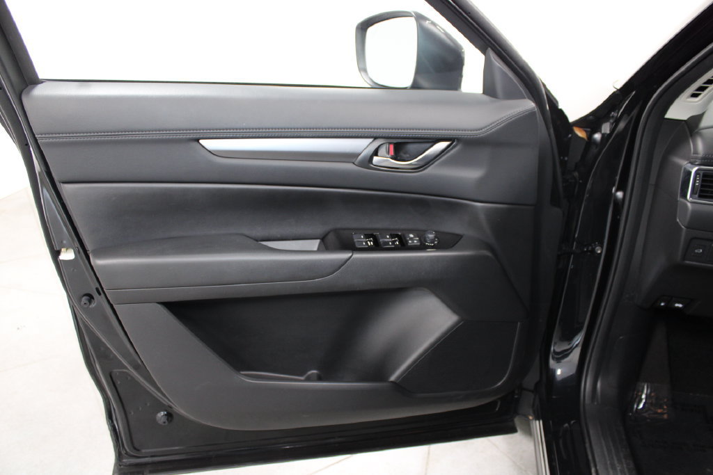 Used 2025 MAZDA CX-5 AWD 2.5 S w/ Preferred Package image 16