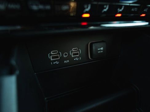 New 2025 Jeep Grand Cherokee Laredo X w/ Trailer Tow Package AWD/4WD image 17