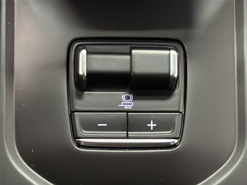 Used 2024 GMC Sierra 1500 Denali Ultimate AWD/4WD image 34