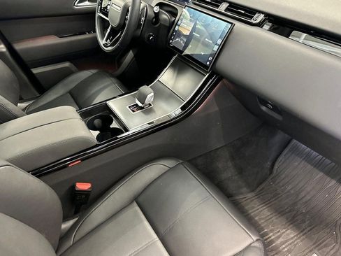 Used 2026 Land Rover Range Rover Velar S AWD/4WD image 34