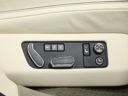 Used 2018 Bentley Flying Spur V8 AWD/4WD image 78