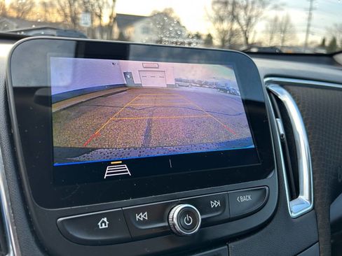 Used 2020 Chevrolet Malibu LT FWD image 30