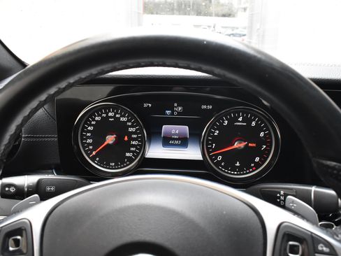 Used 2018 Mercedes-Benz E 400 4MATIC Coupe image 25