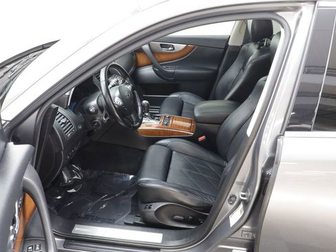 Used 2012 INFINITI FX50 AWD w/ Sport Pkg image 6