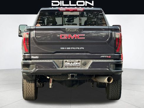 Used 2025 GMC Sierra 2500 AT4 AWD/4WD image 5