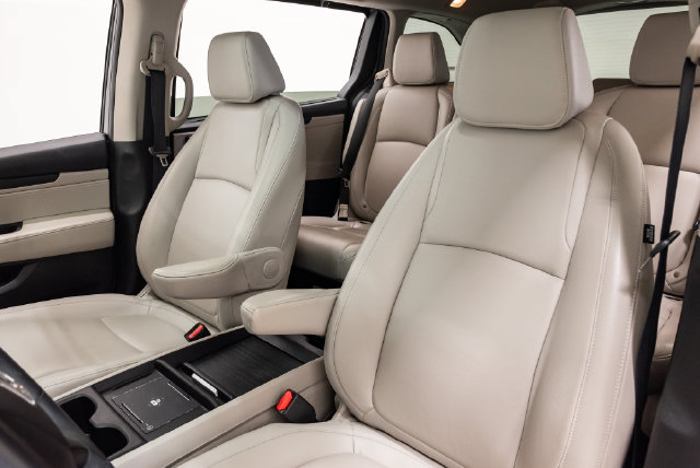 Used 2025 Honda Odyssey EX-L image 11