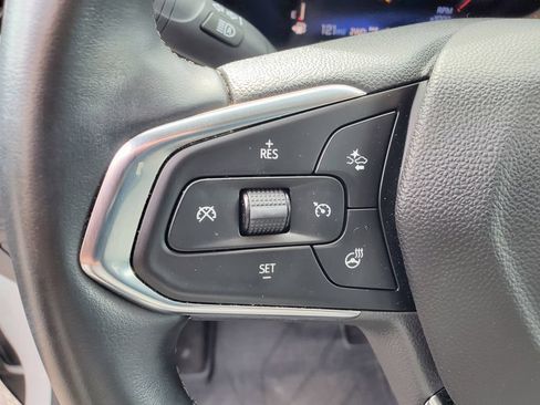 Certified 2024 Chevrolet TrailBlazer LT w/ LT Cold Weather Package AWD/4WD image 14