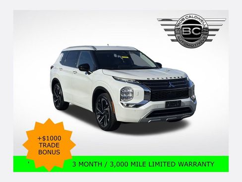 Used 2022 Mitsubishi Outlander SEL image 1