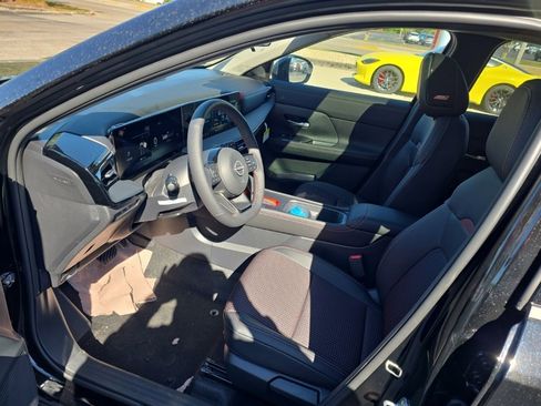 New 2026 Nissan Kicks SR w/ SR Premium Package image 15