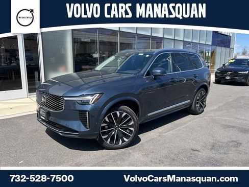 Used 2025 Volvo XC90 B5 Plus image 1