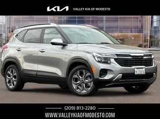 Used 2024 Kia Seltos S video 1