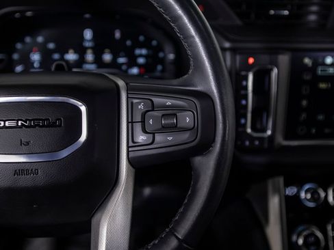 Used 2024 GMC Yukon XL Denali w/ Advanced Technology Package AWD/4WD image 42