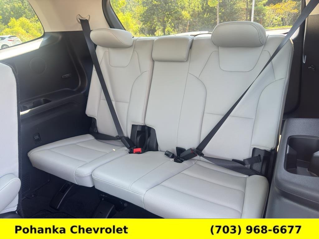 Used 2024 Kia Telluride SX w/ Towing Package FWD image 34