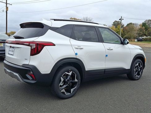 New 2026 Kia Seltos S image 4