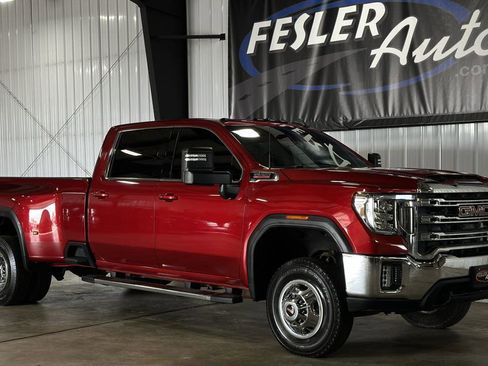 Used 2022 GMC Sierra 3500 SLE w/ SLE Convenience Package AWD/4WD image 16