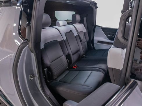 Used 2025 GMC Hummer EV 3X AWD/4WD image 44