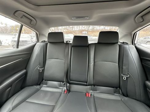 Used 2025 Toyota Camry XLE image 28