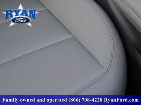 New 2025 Ford Explorer Active w/ Active Comfort Package RWD image 16