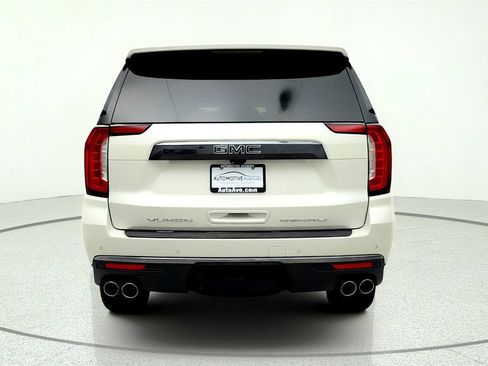 Used 2023 GMC Yukon Denali Ultimate AWD/4WD image 6