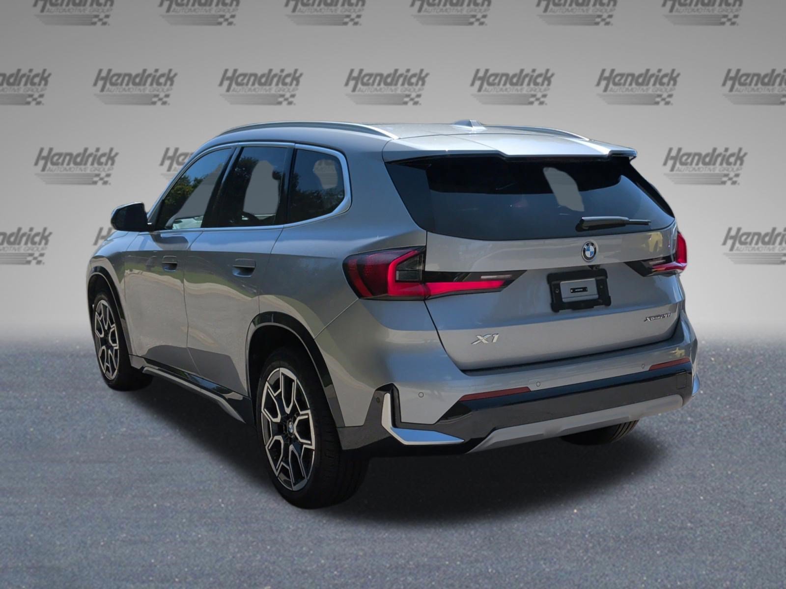 Used 2026 BMW X1 xDrive28i AWD/4WD image 8