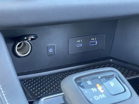 New 2025 Nissan Pathfinder SL image 15