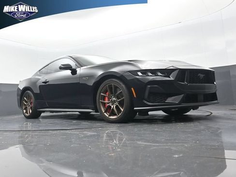 Used 2024 Ford Mustang GT Premium RWD image 17
