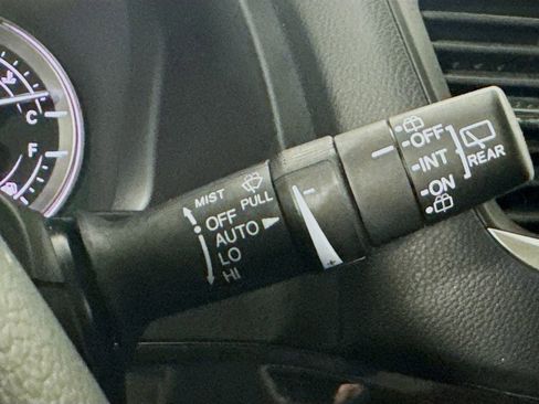 Used 2017 Honda Pilot Elite image 13