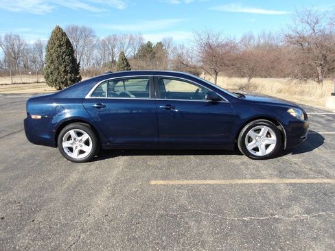 Used 2012 Chevrolet Malibu LS image 2