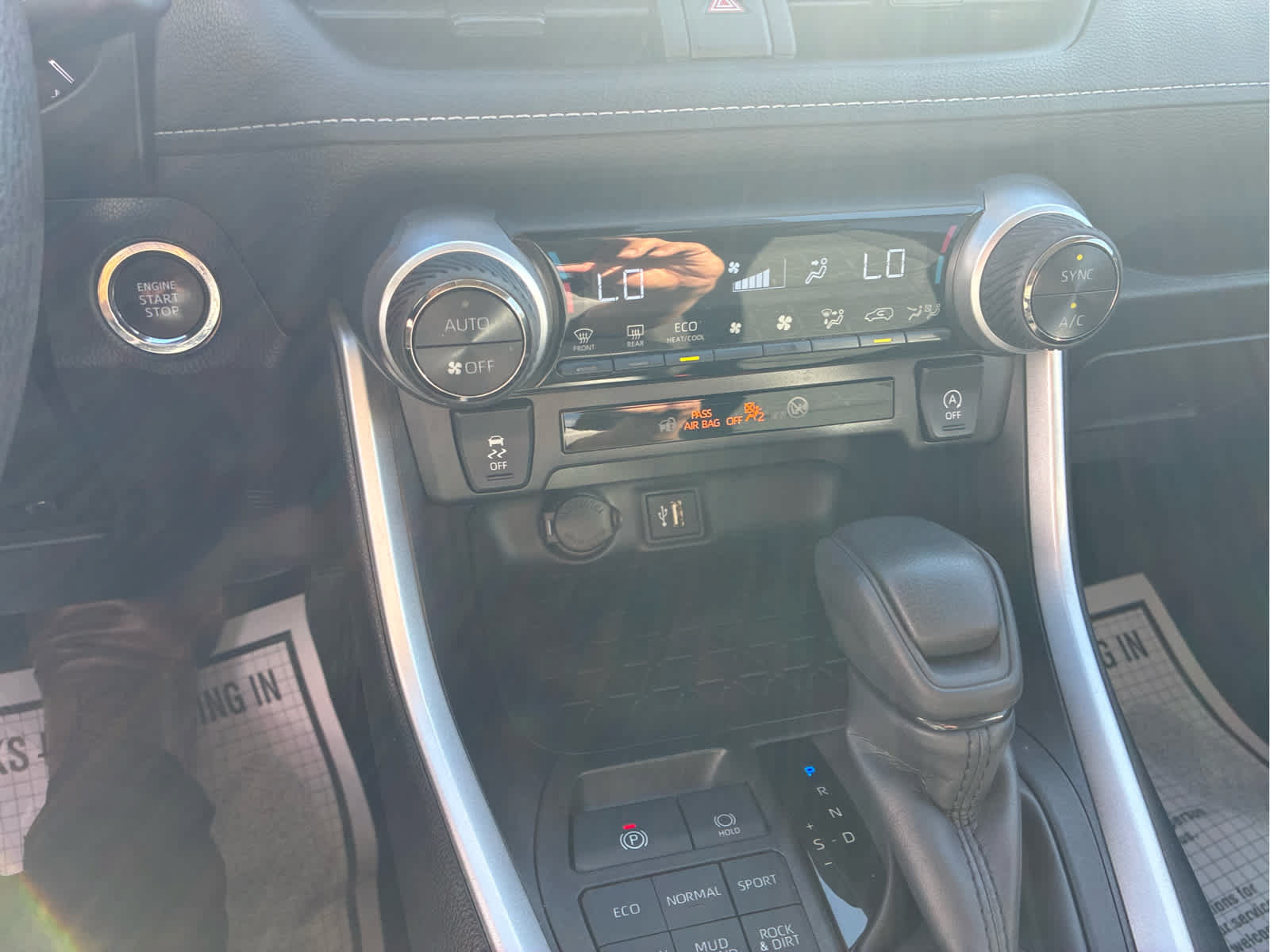 Certified 2025 Toyota RAV4 XLE AWD/4WD image 19